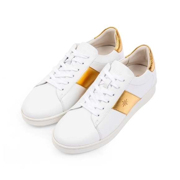 joyasol Shoes - Joyasol Paisley white gold sneakers 37 6.5-7
